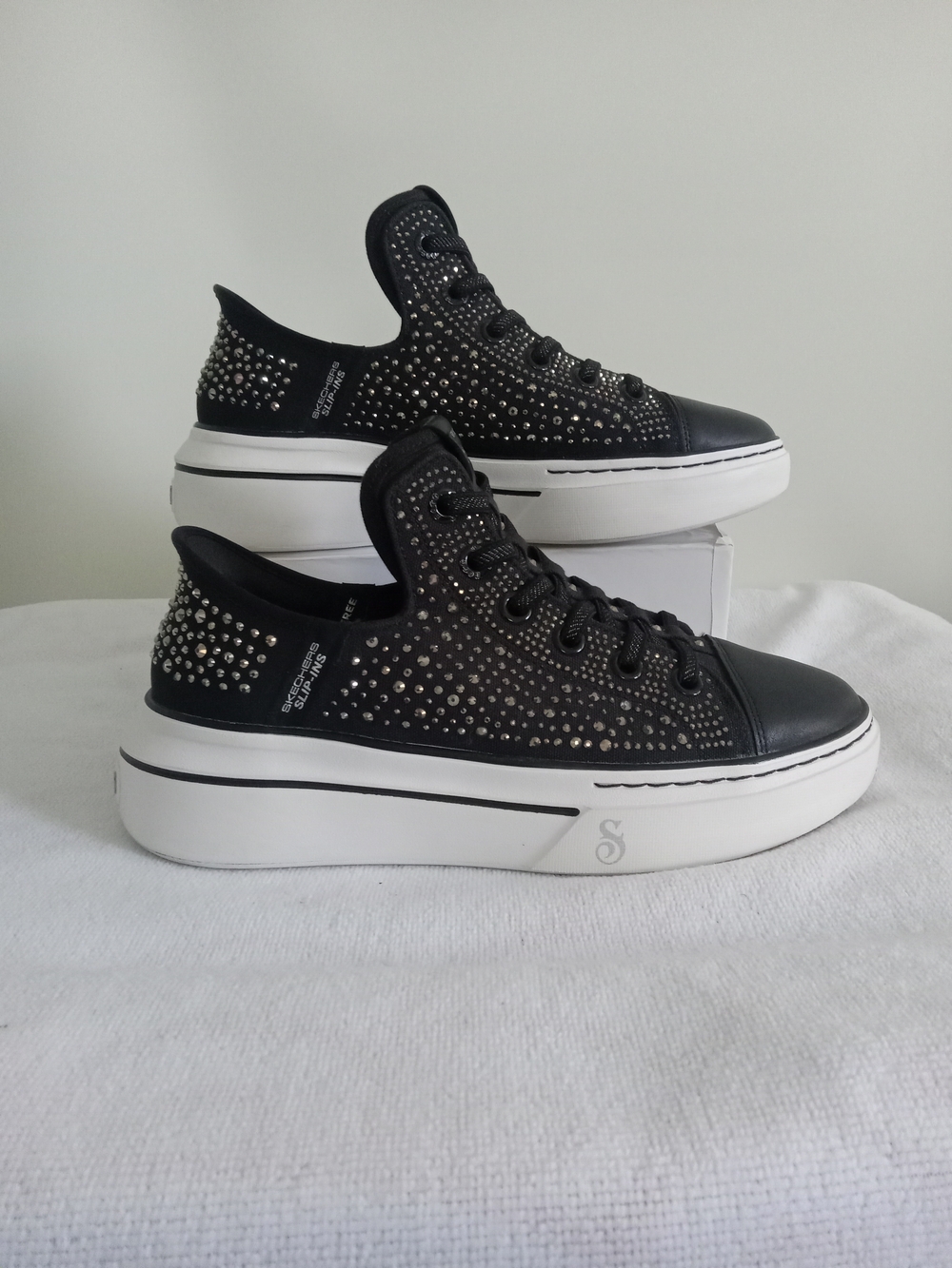 Skechers Snoop Dogg One OG Sneaker Womens Black Rhinestoned Slip-ins Sz 7.5